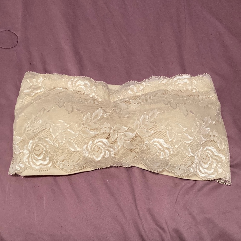 Lace Designed Bandeau